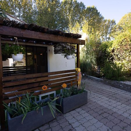 Studio Dans Le Luberon Cereste Ngoại thất bức ảnh