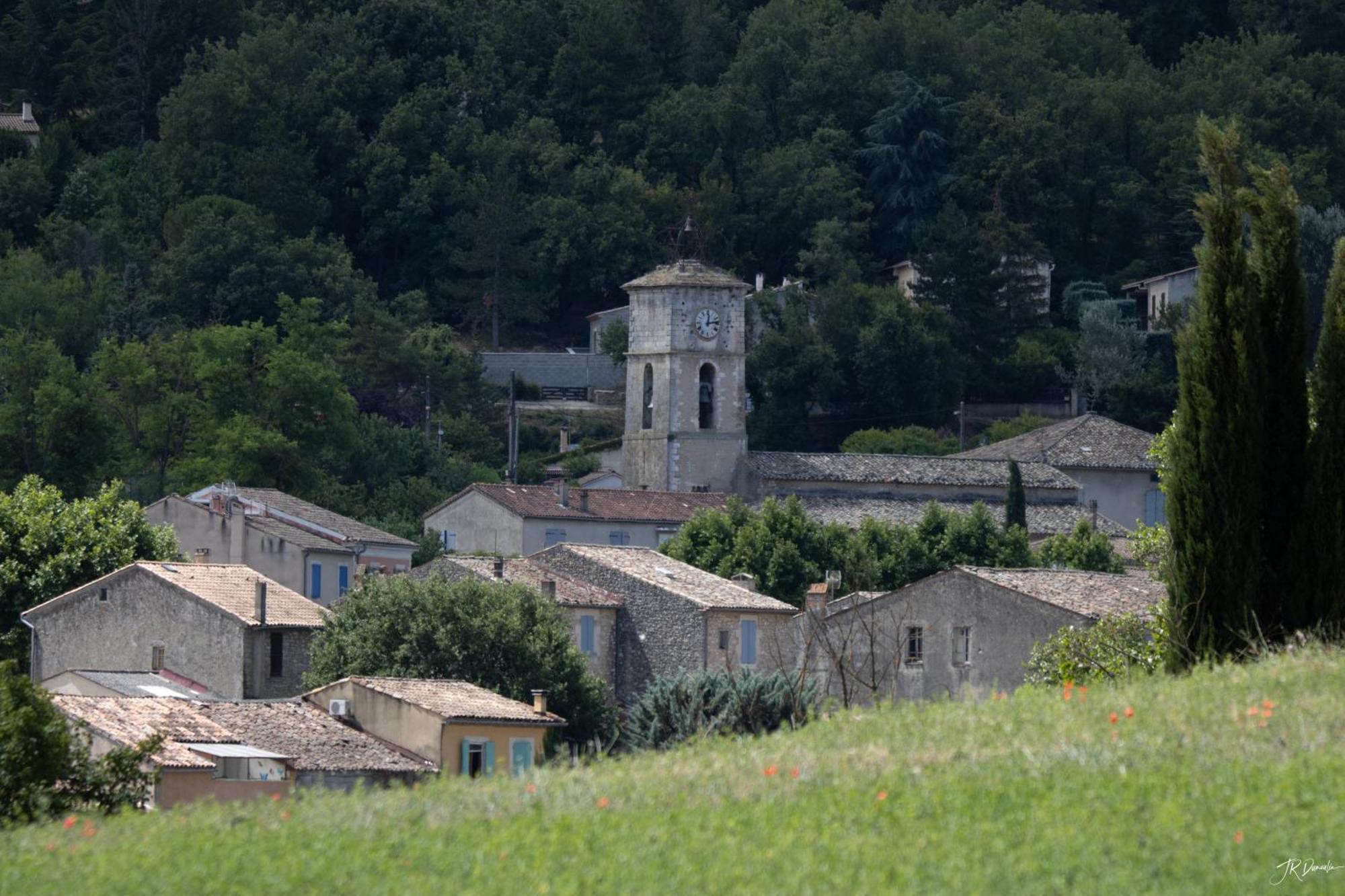 Studio Dans Le Luberon Cereste Ngoại thất bức ảnh